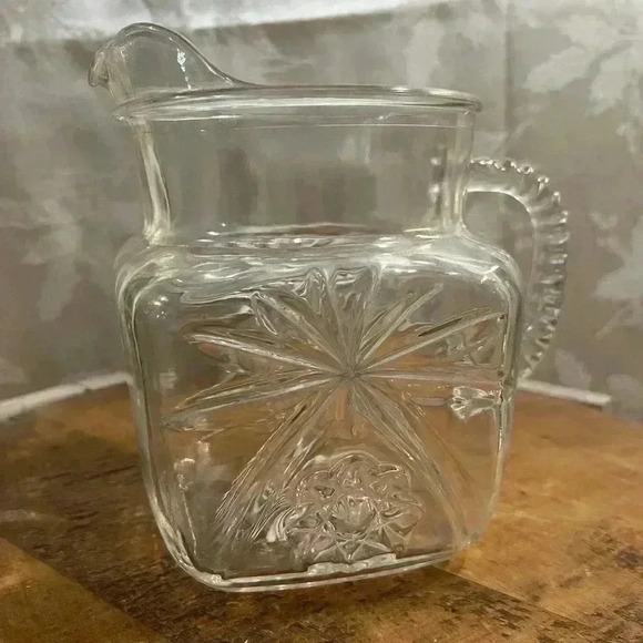 Anchor Hocking Depression Glass  40 Ounce Pitcher - Picture 1 of 8